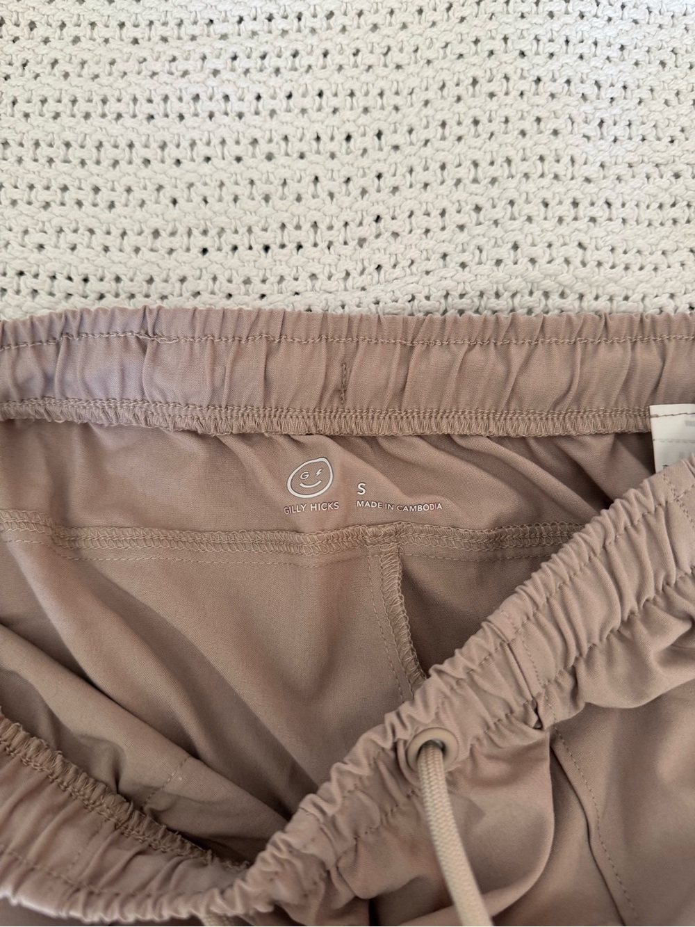 Gilly Hicks pants